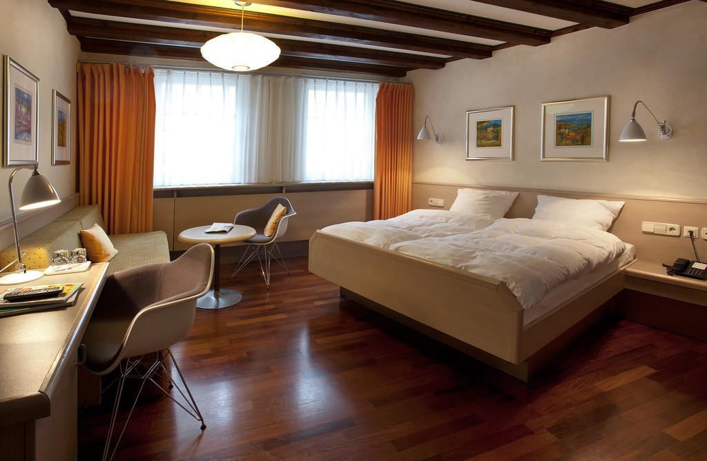 Hotel Scholl Schwäbisch Hall Стая снимка